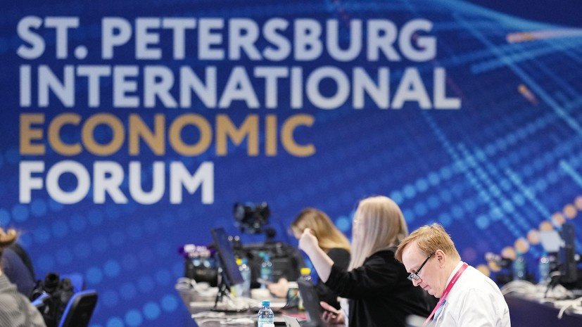 На ПМЭФ-2025 обсудили проблемы оборота медицинской продукции