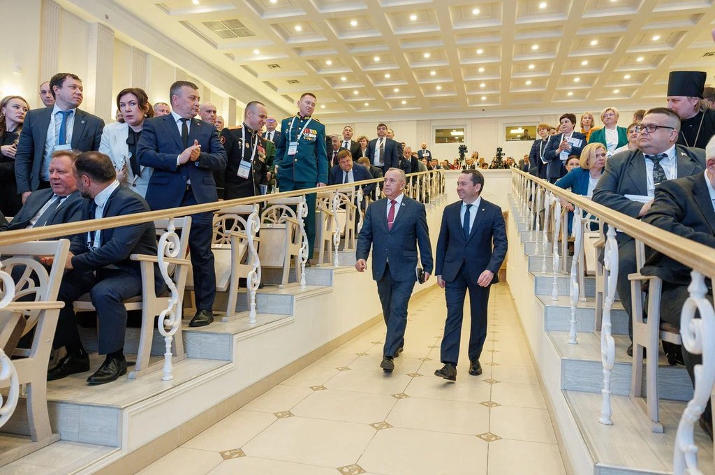 Депутаты Мурманской области Думы приняли отчёт губернатора Андрея Чибиса