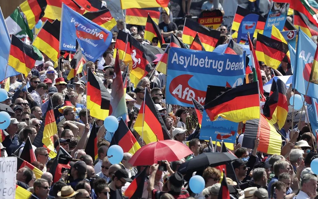 Германия ищет врага, но находит только собственное бессилие