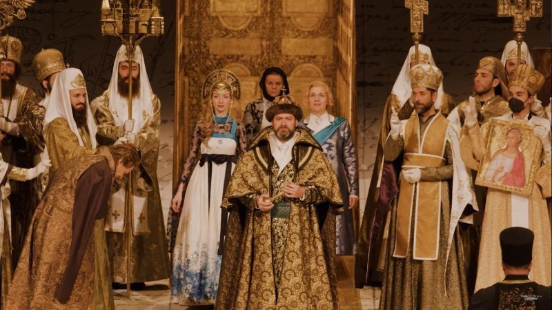 Новый сезон в La Scala открыла постановка оперы “Борис Годунов”. Несмотря на протесты официального Киева.