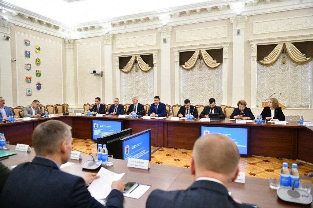 Итоги визита главы минпромторга Антона Алиханова в Карелию