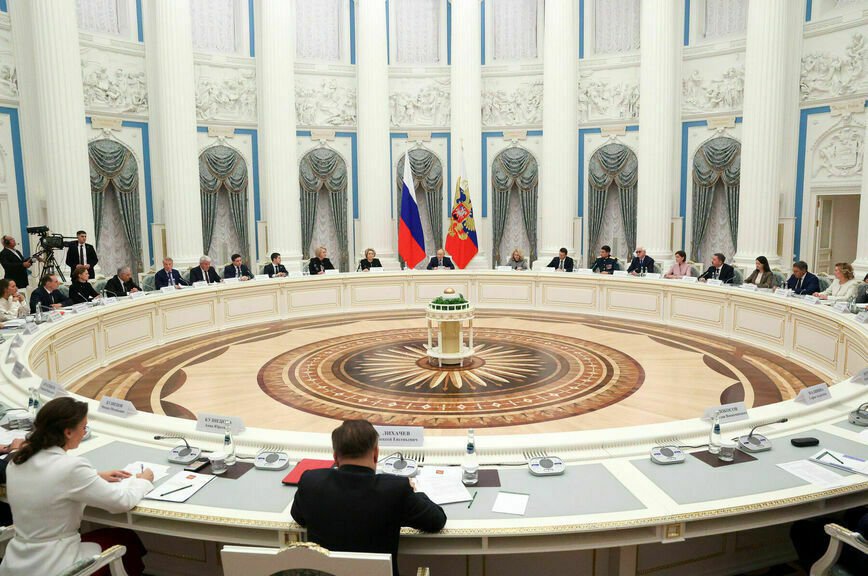 Ключевые тезисы Владимира Путина на Совете по демографии