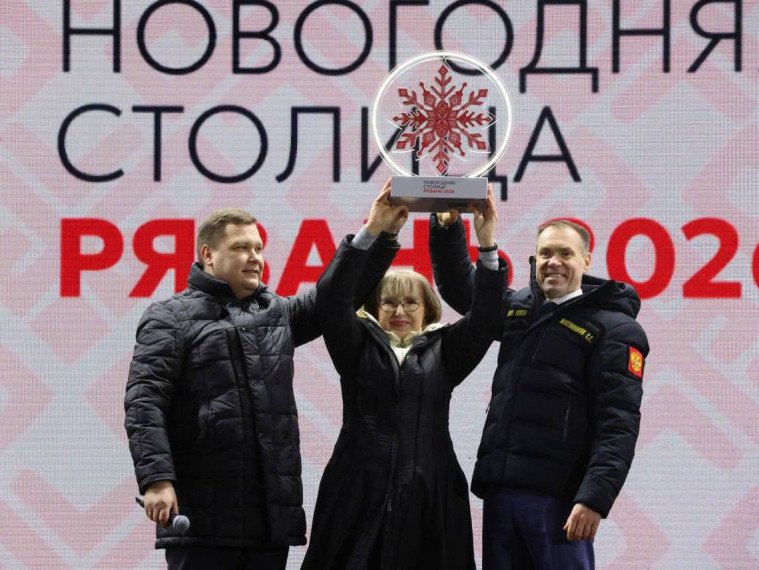 Вологда получила хрустальную снежинку