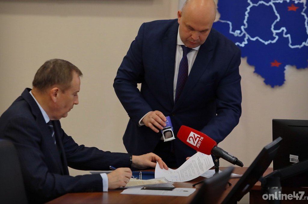 Леноблизбирком зарегистрировал Александра Дрозденко кандидатом в губернаторы Ленобласти