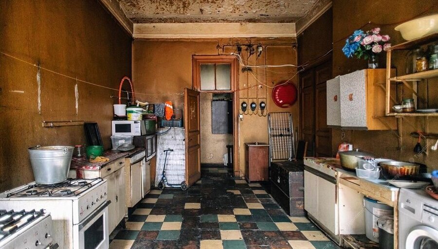 До конца 2027 года из петербургских коммуналок будет расселено 12 тыс. семей