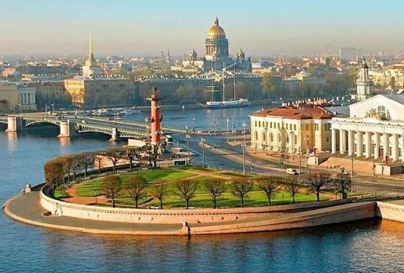 Бюджет Петербурга третий год превышает 1 трлн рублей и обеспечивает выполнение всех социальных обязательств перед петербуржцами